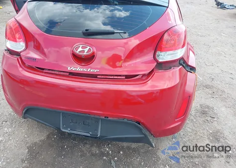 2017 Hyundai Veloster z USA, uszkodzony, nr VIN KMHTC6AD6HU304944